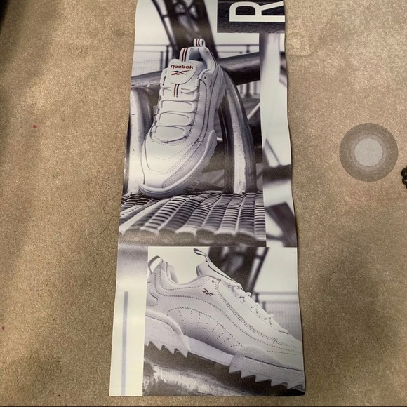 Reebok MAGNETS - Picture 2 of 2